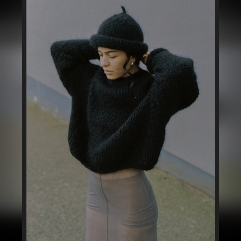 Olann Roulé Sweater - Black